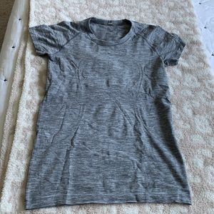 Lululemon swiftly short sleeve shirt